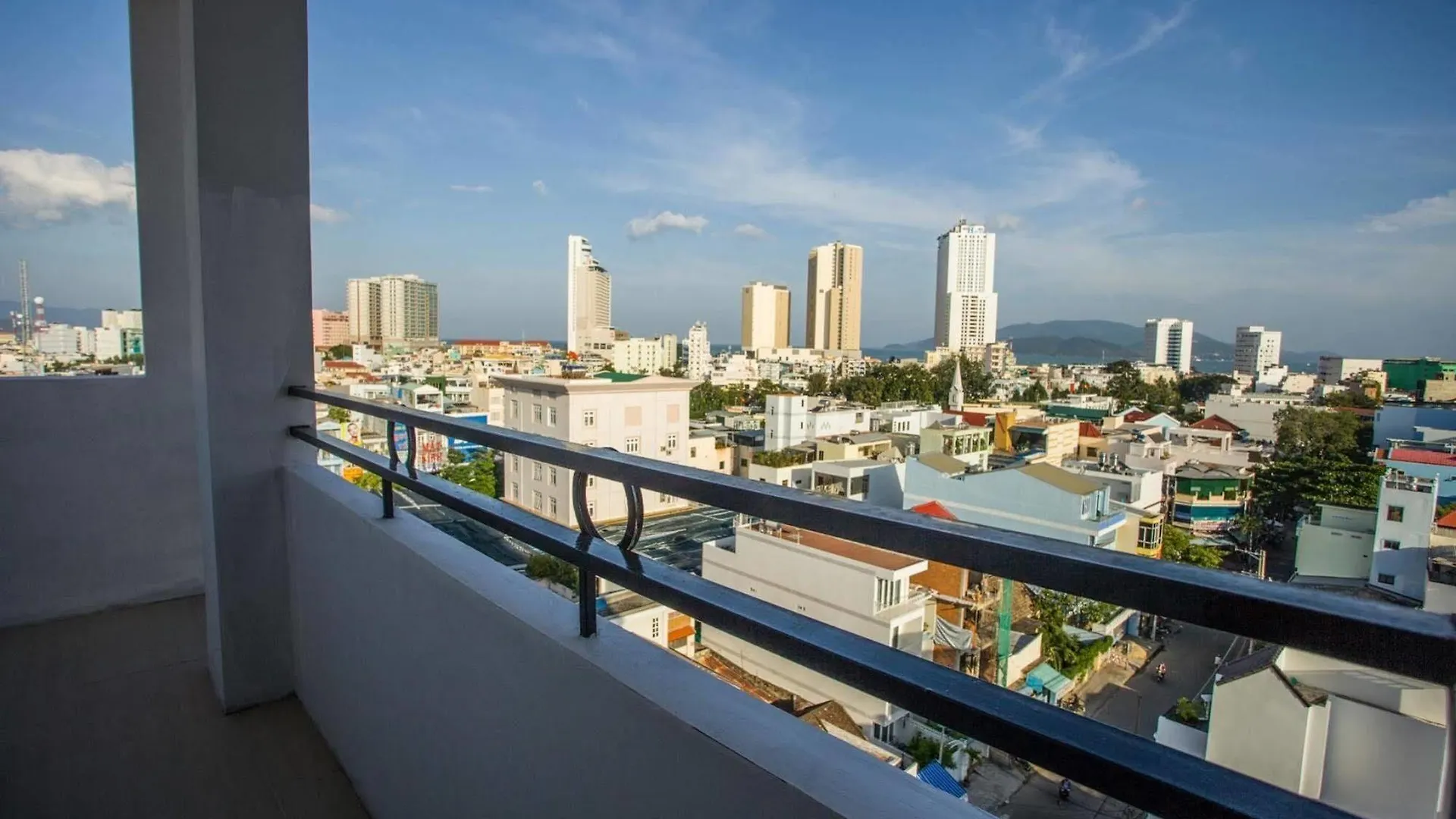 Golden Tulip Hotel Nha Trang 3*,  Vietnam